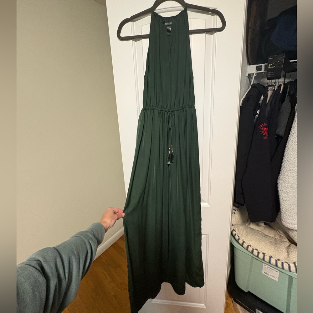 Elegant Green Halter Maxi Dress